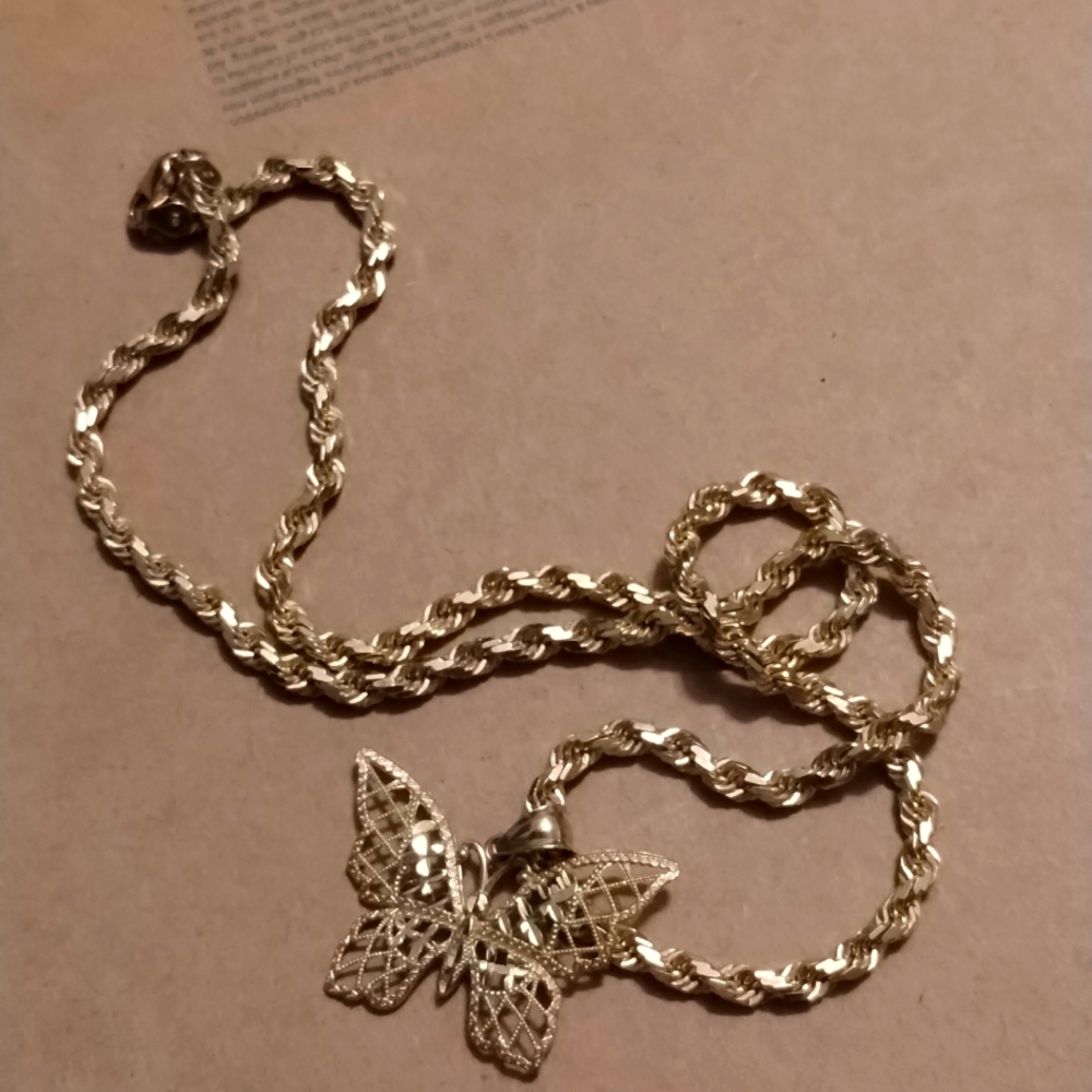 10k gold necklace with charm